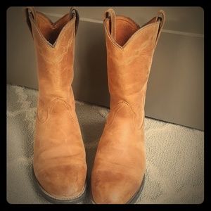 Ariat cowgirl western boots